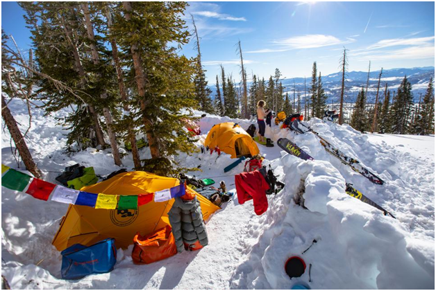 5 Essential Winter Camping and Backpacking Hacks